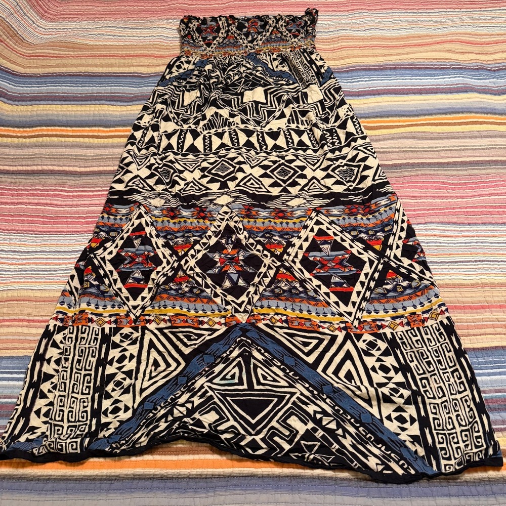 Nostalgia Women Strapless Maxi Dress Geometric Tribal Print Smocked Rayon Medium